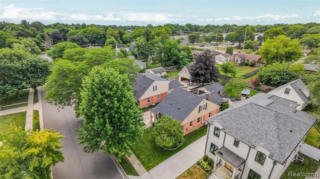 357 Sunset Street, Plymouth, MI 48170