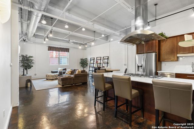 1339 S Flores St Ste 203, San Antonio, TX 78204