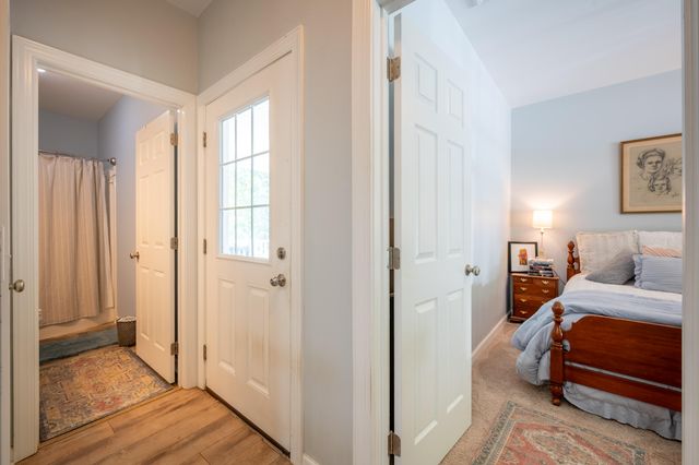 68 Paradise LN, Troutville, VA 24175
