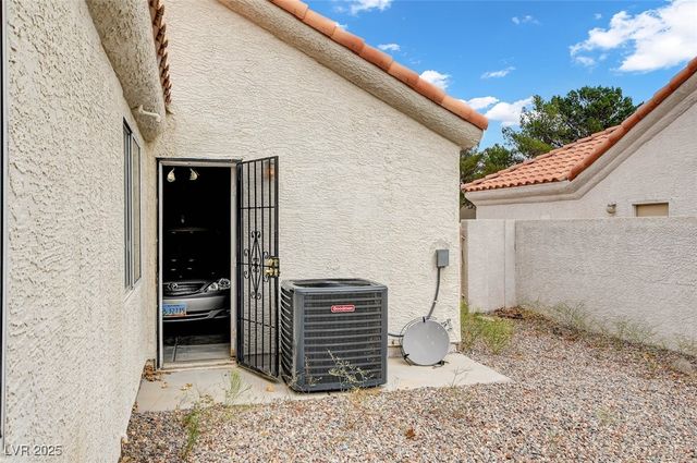 7745 Safari Lane, Las Vegas, NV 89129