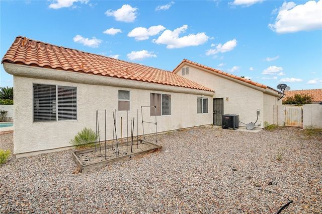 7745 Safari Lane, Las Vegas, NV 89129