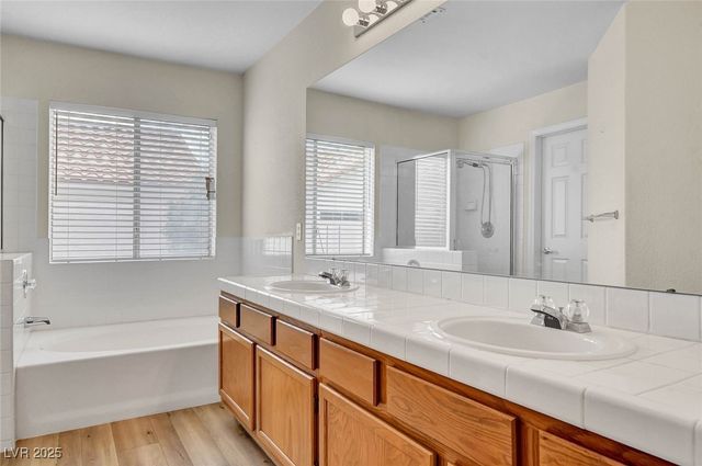 7745 Safari Lane, Las Vegas, NV 89129