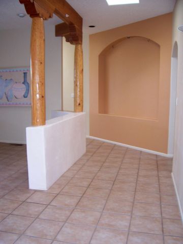 2738 Tramway Circle NE, Albuquerque, NM 87122