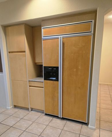 2738 Tramway Circle NE, Albuquerque, NM 87122