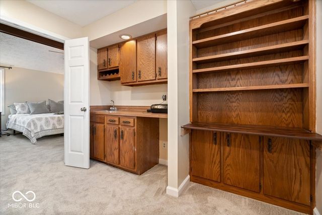 84 Glenbrook Lane, Avon, IN 46123