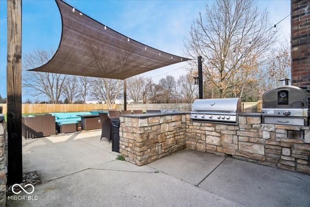 84 Glenbrook Lane, Avon, IN 46123