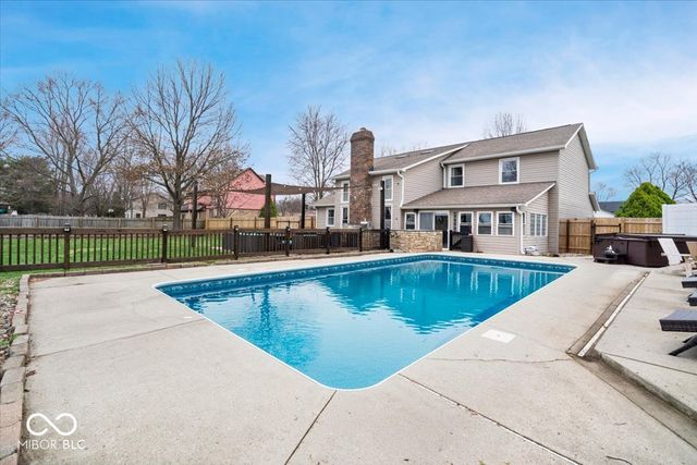 84 Glenbrook Lane, Avon, IN 46123