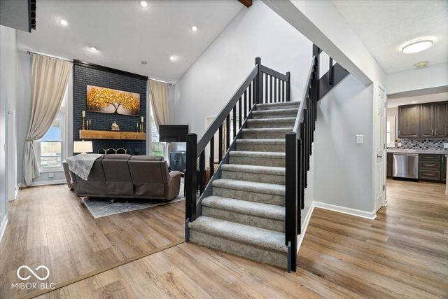 84 Glenbrook Lane, Avon, IN 46123