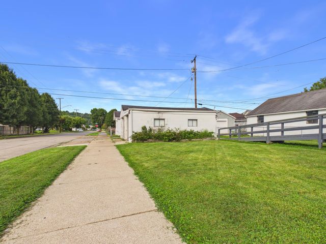 2803 S 8th Street, Ironton, OH 45638