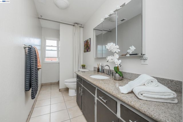 5411 Garvin Ave, Richmond, CA 94805