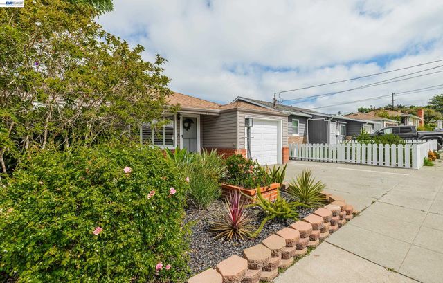 5411 Garvin Ave, Richmond, CA 94805