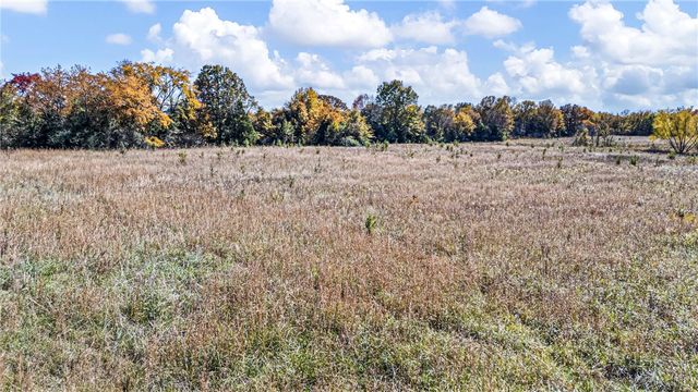 725 Macon Avenue, Russellville, AR 72802