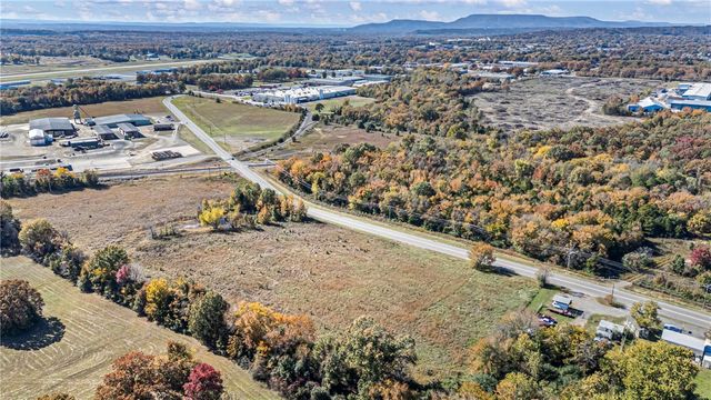 725 Macon Avenue, Russellville, AR 72802