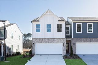 547 Raelyns Way, Loganville, GA 30052