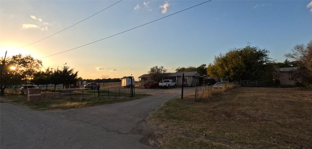 2511 Mathis Road, Mansfield, TX 76063