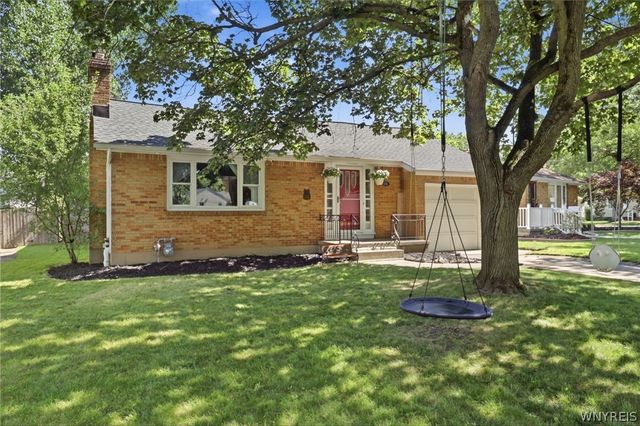 106 Garland Drive, Amherst, NY 14226