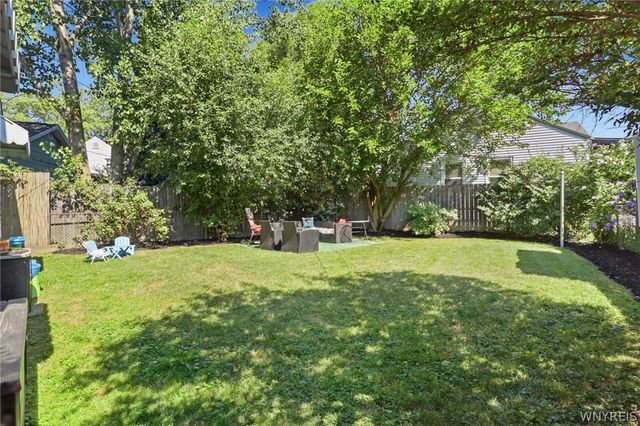 106 Garland Drive, Amherst, NY 14226