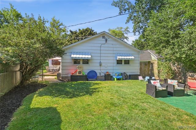 106 Garland Drive, Amherst, NY 14226