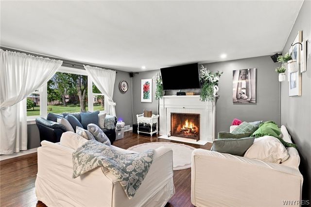 106 Garland Drive, Amherst, NY 14226