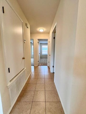 1005 W South ST, Leander, TX 78641