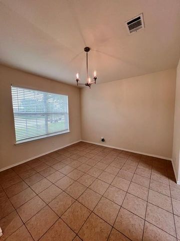 1005 W South ST, Leander, TX 78641