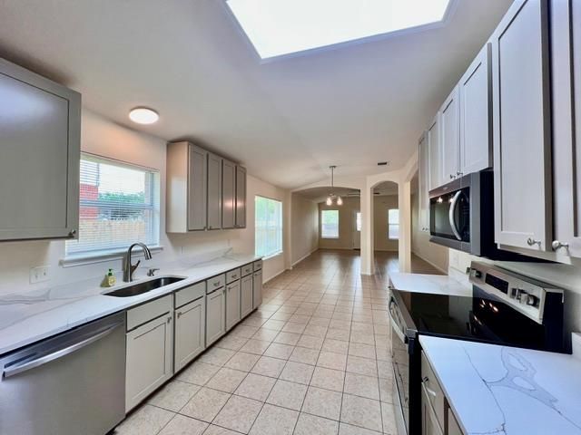 1005 W South ST, Leander, TX 78641