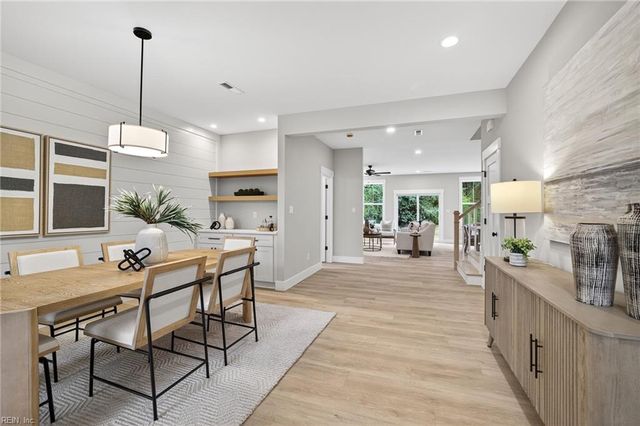 1231 Prosperity RD, Virginia Beach, VA 23451