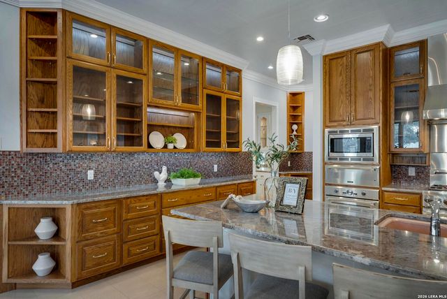 11748 MILL ROCK RD, San Antonio, TX 78230