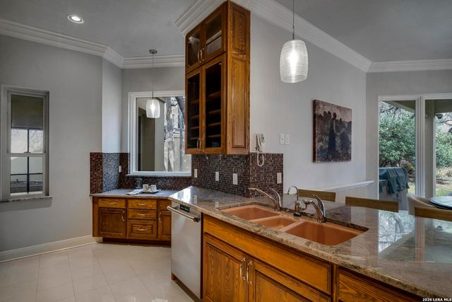 11748 MILL ROCK RD, San Antonio, TX 78230