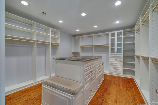 11748 MILL ROCK RD, San Antonio, TX 78230