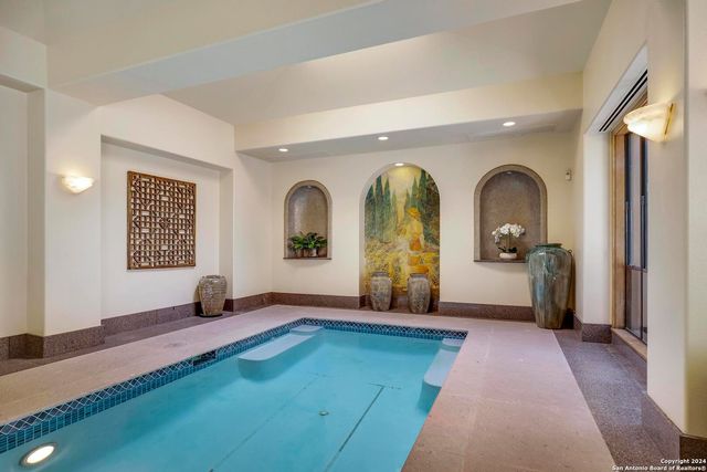 11748 MILL ROCK RD, San Antonio, TX 78230