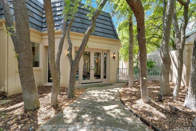 11748 MILL ROCK RD, San Antonio, TX 78230