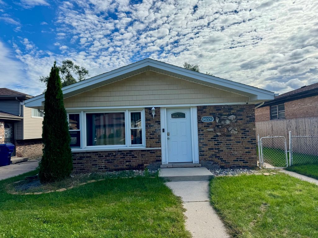 14229 S Saginaw Avenue, Burnham, IL 60633 — photo 2
