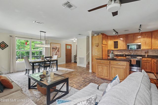 5 Shady Side Circle, Gulfport, MS 39507