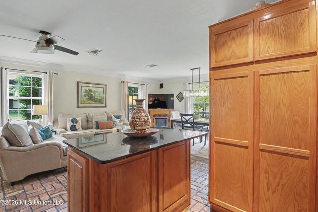 5 Shady Side Circle, Gulfport, MS 39507