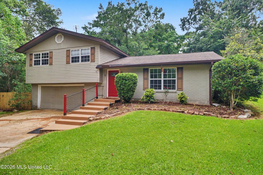 5 Shady Side Circle, Gulfport, MS 39507