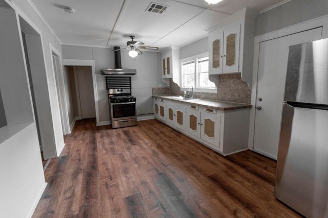 160 Josephine Street, Lake Charles, LA 70607