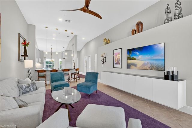 2395 Harmony LN # 203, Naples, FL 34109