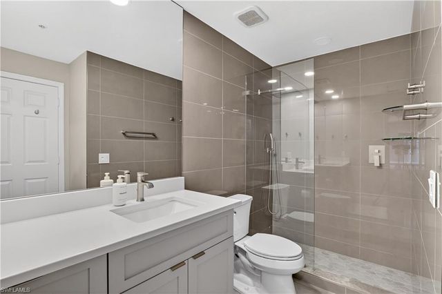 2395 Harmony LN # 203, Naples, FL 34109