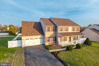 402 HARMONY LN, Douglassville, PA 19518