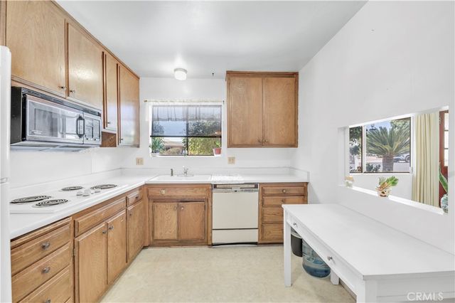 545 Jade, Hemet, CA 92543