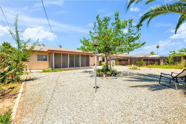 545 Jade, Hemet, CA 92543