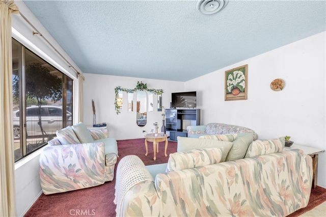 545 Jade, Hemet, CA 92543