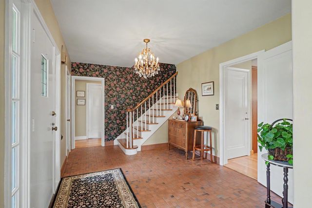 101 Martin Road, Waterloo, IA 50701