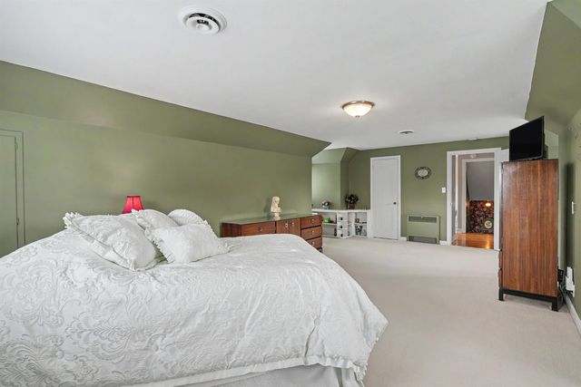 101 Martin Road, Waterloo, IA 50701