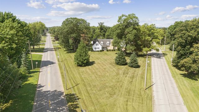 101 Martin Road, Waterloo, IA 50701