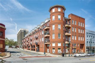 360 S Elm Street 106, Greensboro, NC 27401