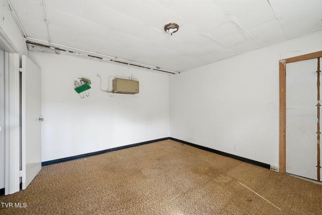 3209 Memorial Boulevard, Kingsport, TN 37664