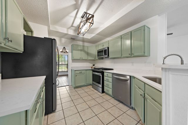 1017 Micarta Drive, Mesquite, TX 75181