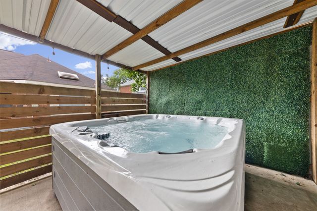 1017 Micarta Drive, Mesquite, TX 75181